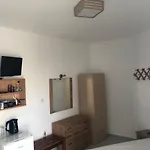 Petradi Sifnos 3*