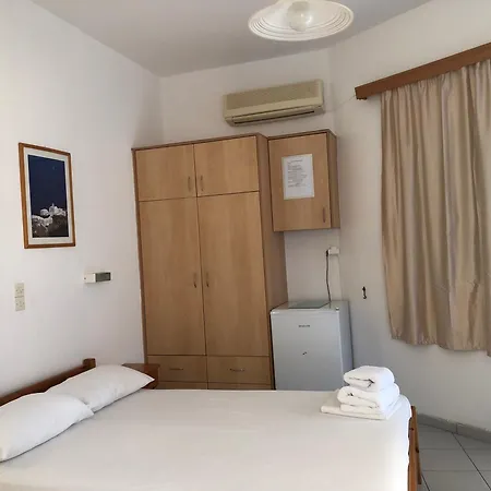 Petradi Sifnos 3*