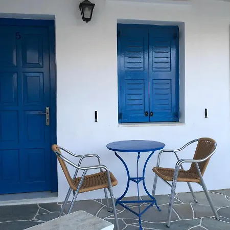 Petradi Sifnos 3*