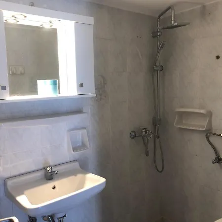 Petradi Sifnos 3*