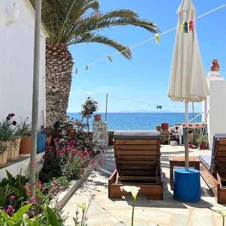 Petradi Sifnos Platis Gialos (Sifnos)